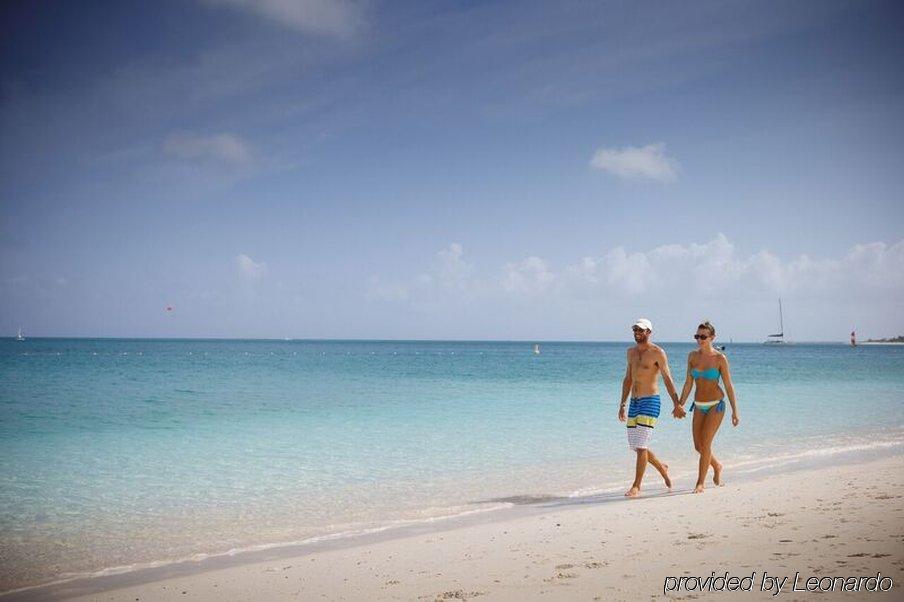 Ocean Club West Resort Грейс Бей Екстериор снимка