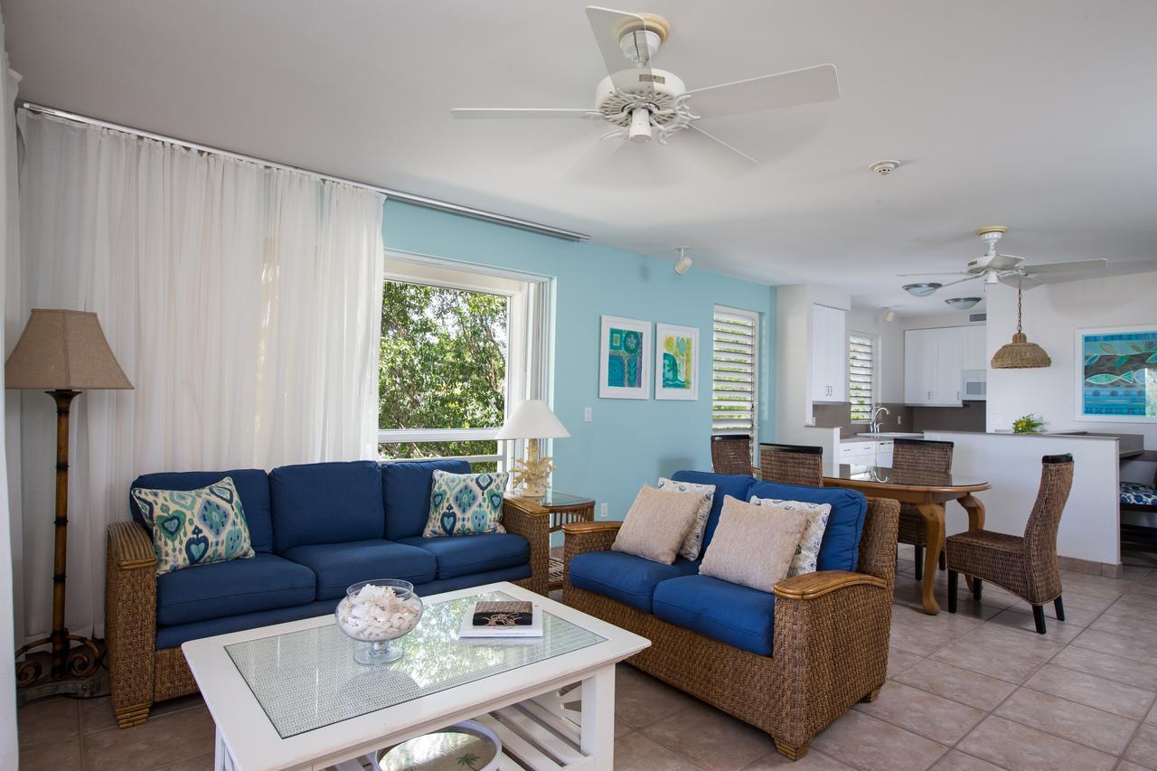 Ocean Club West Resort Грейс Бей Екстериор снимка