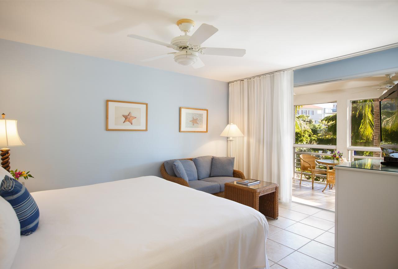 Ocean Club West Resort Грейс Бей Екстериор снимка