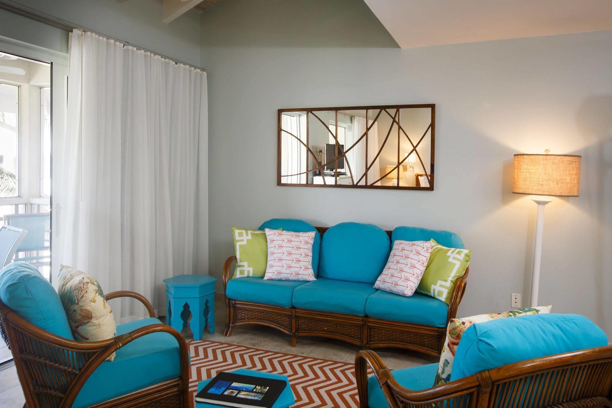 Ocean Club West Resort Грейс Бей Екстериор снимка